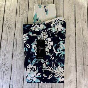 Multiples Slim-Sation Women’s 4x28 Pull On Ankle Pants Floral Stretch Fit NWT.